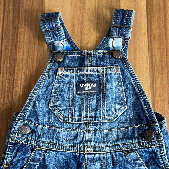OshKosh B’gosh Overalls - Sz 9M - Picture 2 of 9